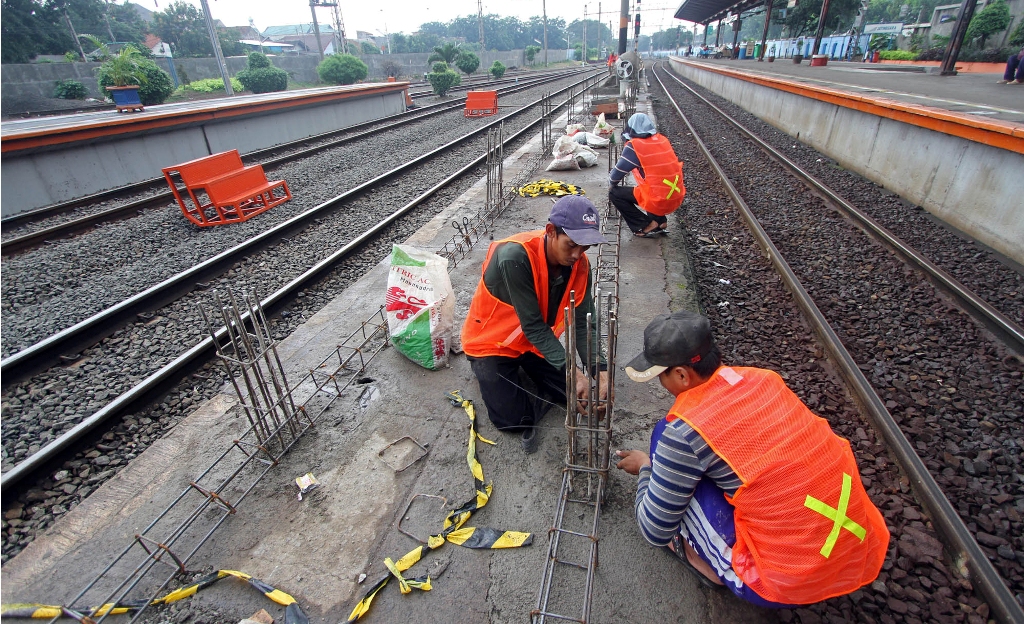 Kemenhub Gaet KAI Garap Proyek Kereta Pelabuhan Tanjung Priok -- MI/IMMANUEL ANTONIUS
