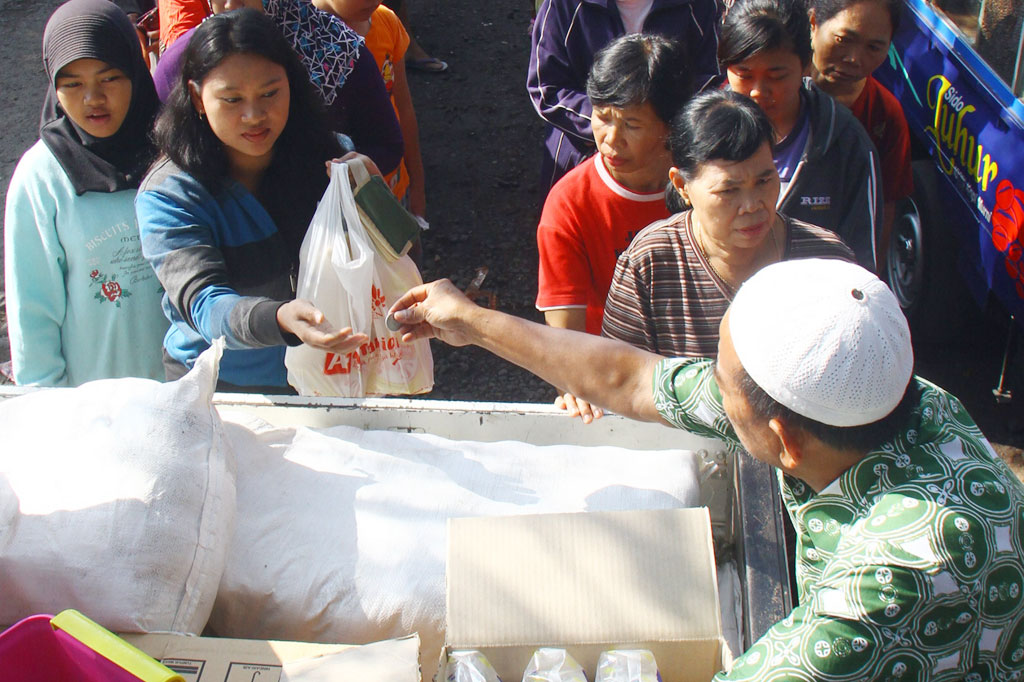 Operasi Pasar di Malang