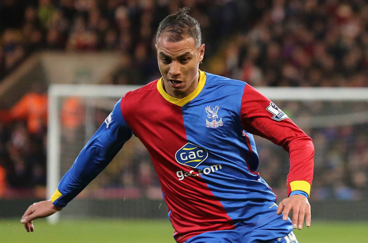 Chamakh Kerasan Bersama Crystal Palace