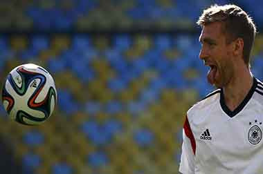 Mertesacker Inginkan 'Deja Vu' Kala Bertemu Argentina