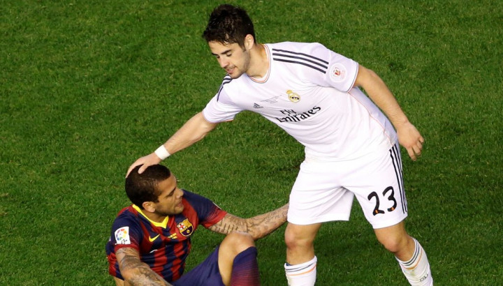 Alves Ingin Bicara dengan Enrique Soal Nasibnya di Barca 