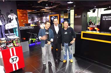 Showroom Mungil MINI Berkonsep Butik Hadir di Grand Indonesia