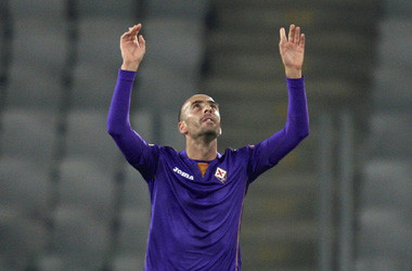 Valero Bertahan di Fiorentina