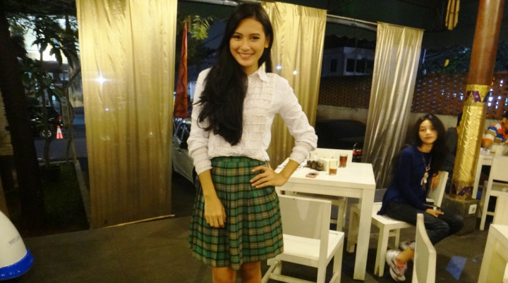 Indah: Sekolah Itu Nomor 2!