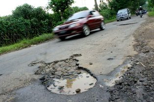 Kendaraan Berat Dilarang Lewat Purbalingga