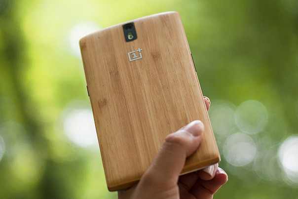 Percantik OnePlus One Anda dengan Penutup Bergaya Bambu