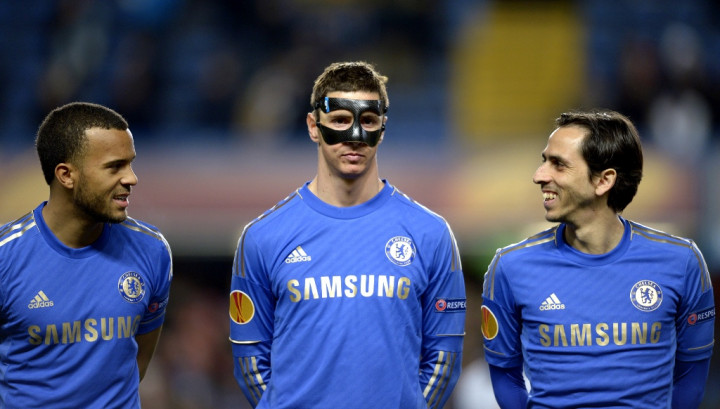 Liverpool Dekati Bek Chelsea