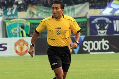 Prasetyo Hadi Wasit Terbaik ISL Bulan Juni 