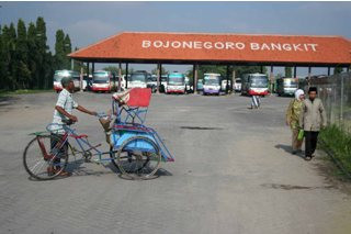 Jumlah Pemudik di Terminal Bojonegoro Naik 40 Persen