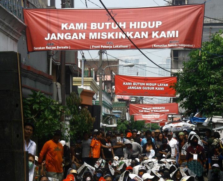 Polisi Tangkap 7 Warga Lokalisasi Dolly