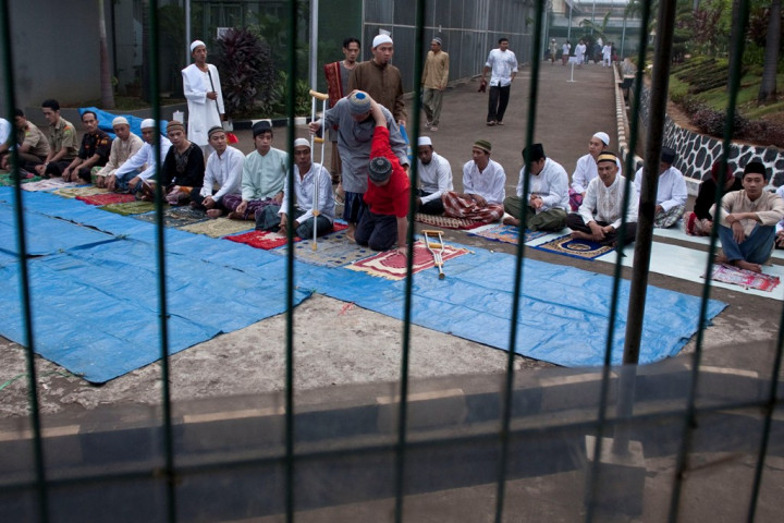 <i>Duh</i>, Para Tahanan KPK Ogah Salat Ied