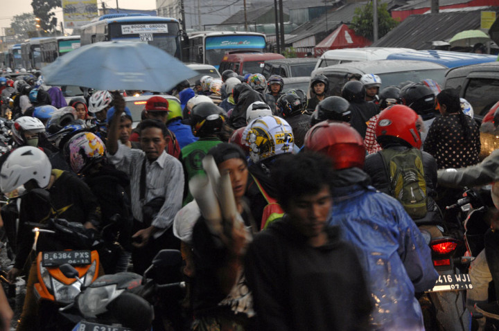 Lalu Lintas Kawasan Puncak Memadat