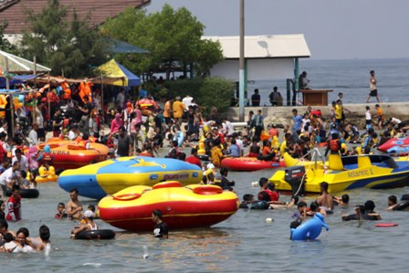 Pantai Menjadi Objek Wisata Saat Libur Lebaran