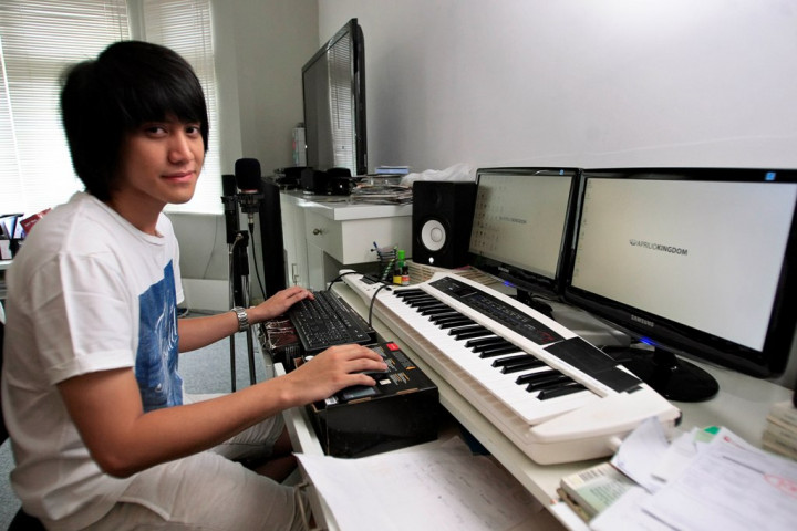  Kevin Traktir Keluarga Berlibur ke Thailand