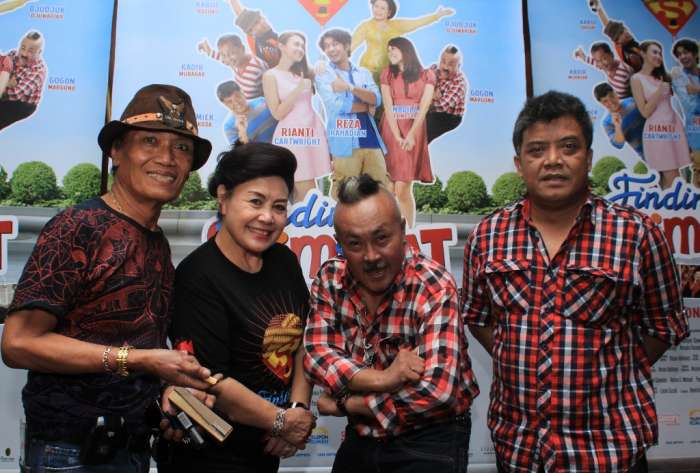 Selebritis Berbelasungkawa untuk Mamiek Srimulat