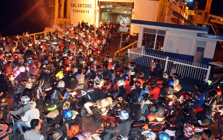  Malam Ini Puncak Arus Balik di Pelabuhan Merak