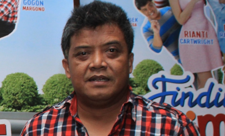 Mamiek Dimakamkan Dekat Makam Ibunda 