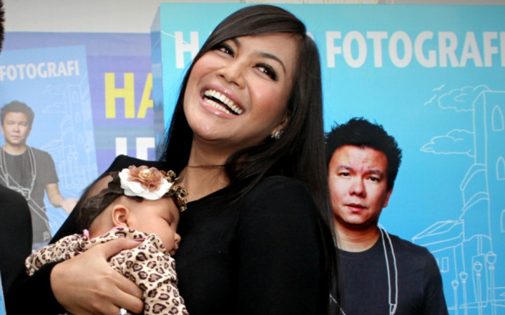 Tak Tega Siksa Anak, Denada Sulit Perankan Ibu Tiri