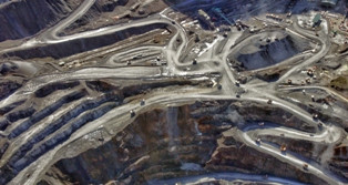 Pemerintah Turunkan Bea Keluar Mineral Jadi 7,5%