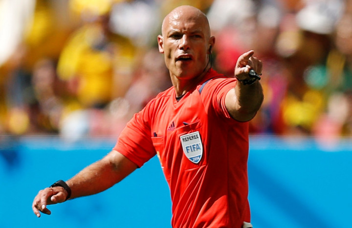 Howard Webb Pensiun Jadi Wasit