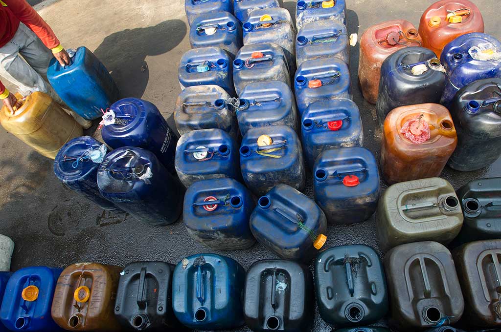 Penyaluran Solar Bersubsidi untuk Nelayan