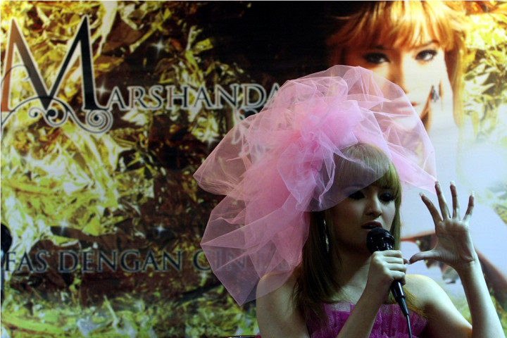 Riyanti Sofyan Bantah Jadikan Marshanda 'Mesin ATM' 