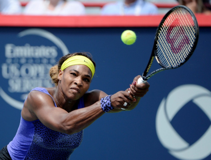 Serena Tantang Venus di Semifinal