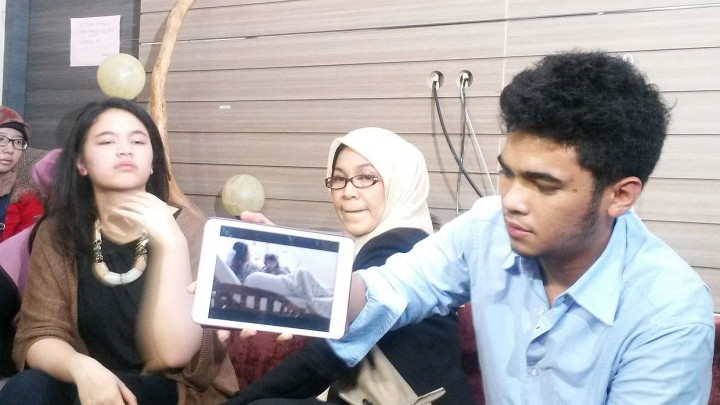 Adik Marshanda Perlihatkan Video di Rumah Sakit 