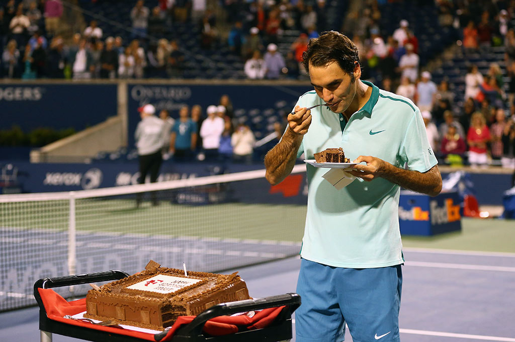 Federer Bertemu Lopez di Semifinal Piala Rogers