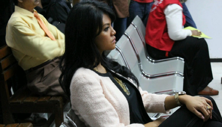 Maafkan Pelaku, Tapi Farah Quinn Ingin Barangnya Dikembalikan