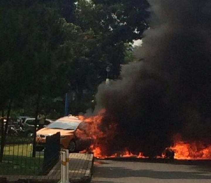 Pengendara 3 Mobil yang Terbakar di Bintaro Berhasil Selamatkan Diri