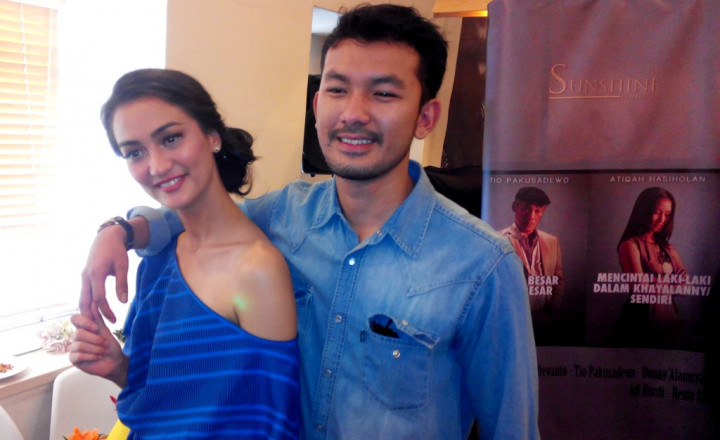 Demi Film, Rio Dewanto-Atiqah Hasiholan Pisah Ranjang
