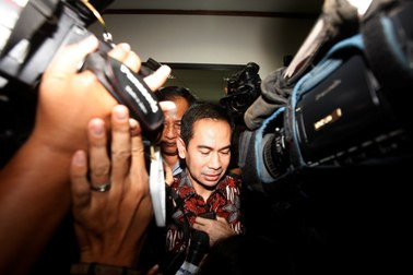 KPK kembali Minta keterangan Atut dan Wawan 