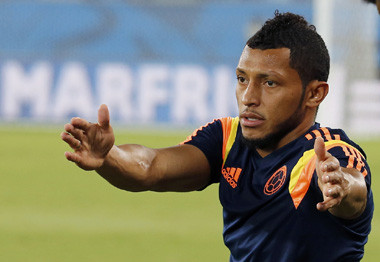 Aston Villa Datangkan Gelandang Timnas Kolombia