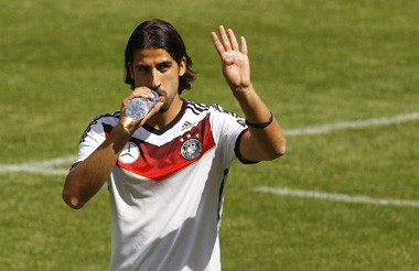 Fiorentina Terdepan Dapatkan Khedira