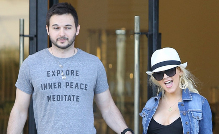 Christina Aguilera Lahirkan Bayi Perempuan