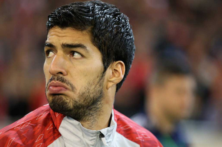 Suarez Kirim Pesan Singkat ke Brendan Rodgers