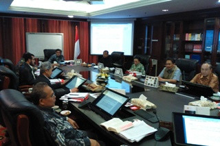 Berbagai Fasilitas agar Hakim MK Tetap <i>Greng</i> 