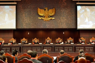 'Keanehan' Saksi Prabowo-Hatta Selama di MK