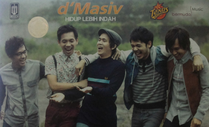  Akhirnya, D'Masiv Tampil di Sampul Album