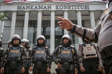  Jelang Putusan MK, Lalin Sekitar Merdeka Barat Macet Parah