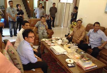 JK Ajak para Tamunya Simak Putusan MK