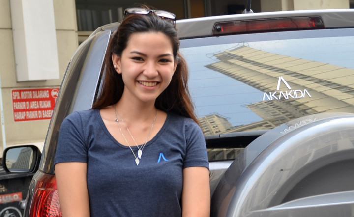 Zaskia Adya Mecca Bantu Adik Bisnis Fesyen