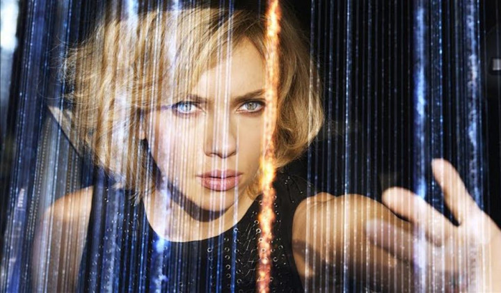 Scarlett Johansson, si Cantik dengan Kekuatan Otak Super