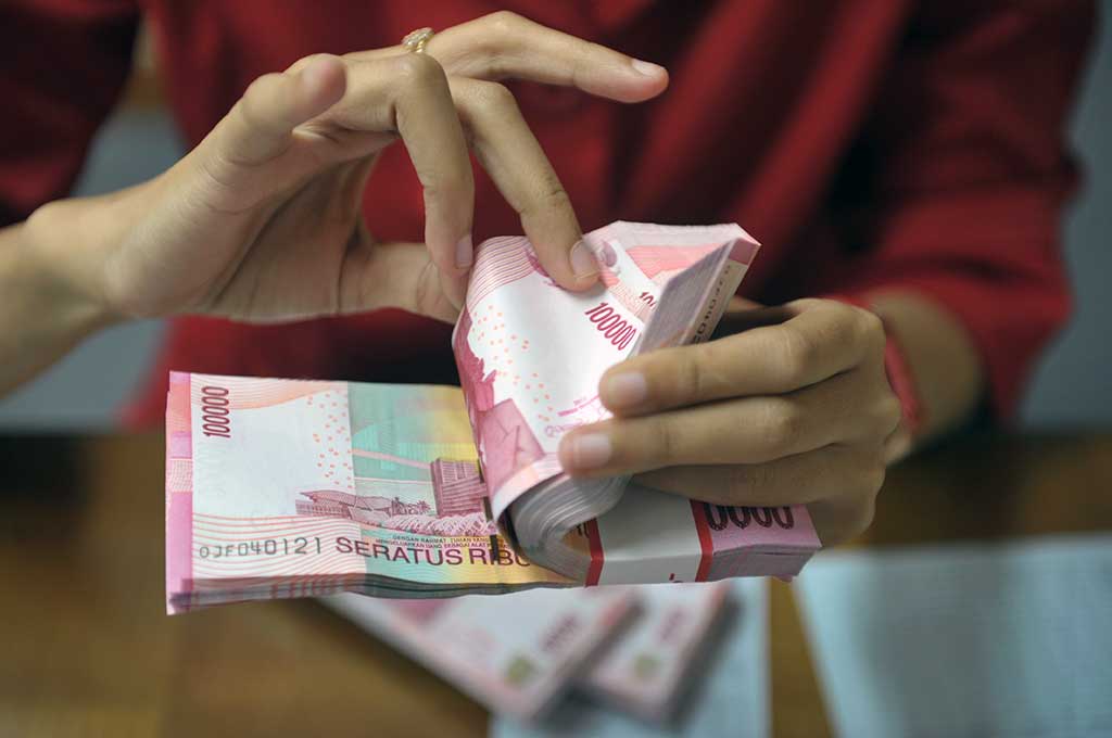 Rupiah Sesi Pagi Menguat 43 Poin 