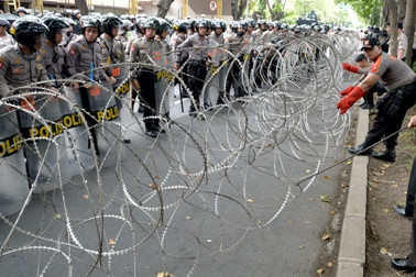 Pascaputusan MK, Surabaya masih Siaga