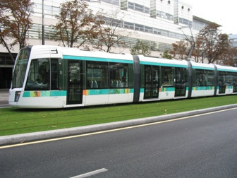 Pemerintah Siapkan Dana Awal Rp200 M untuk Proyek Trem Surabaya