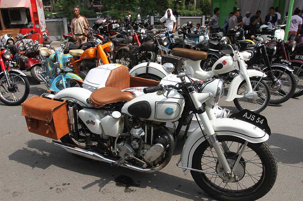 Pameran Motor Tua
