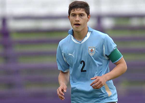 Atletico Datangkan Bek Uruguay Emiliano Velazquez 