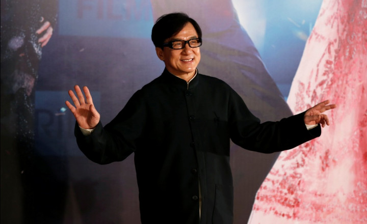 Jackie Chan Tak Percaya Mitos Pengobatan Tradisional